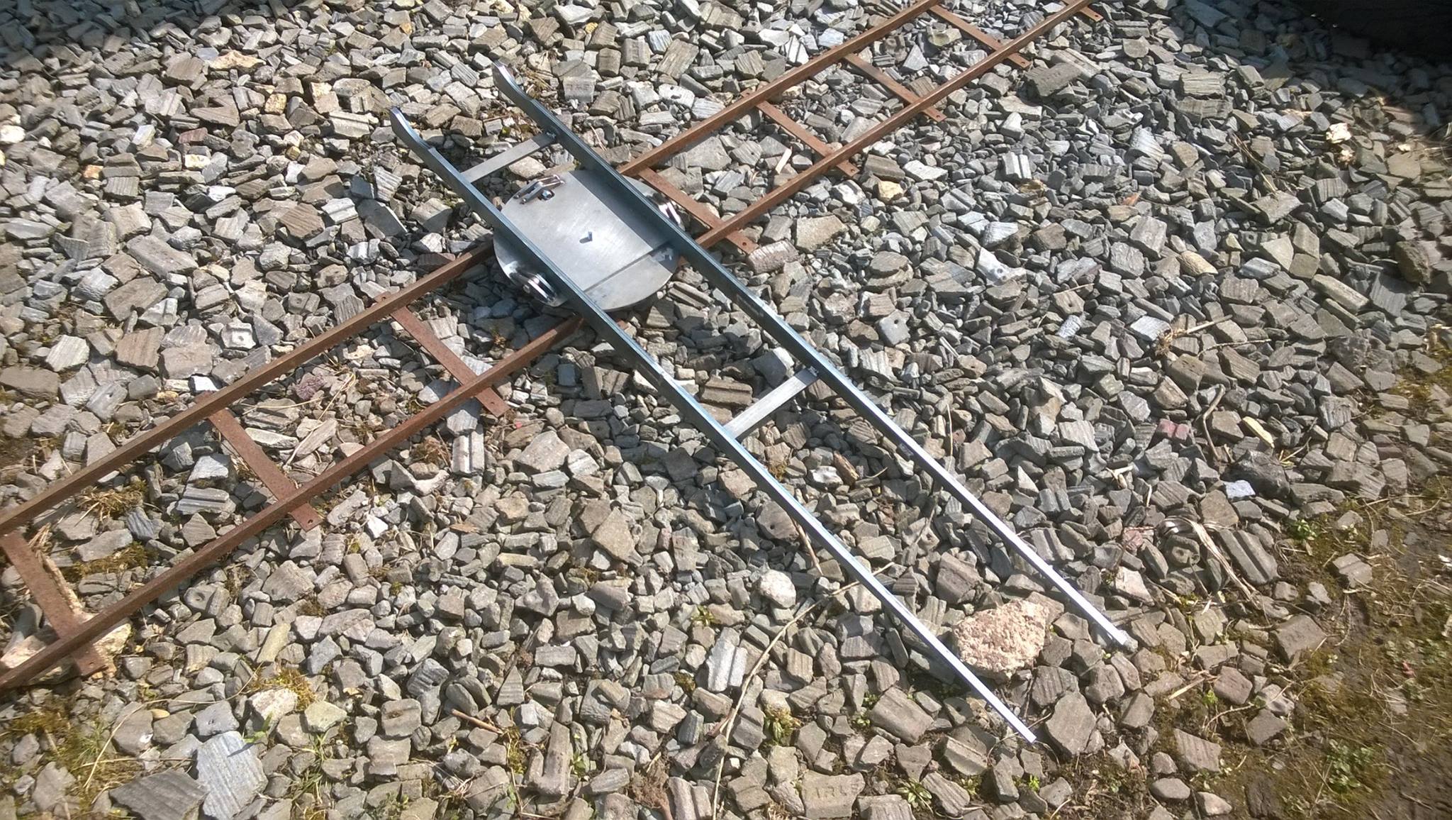 7¼” Portable Turntable (Heavy)